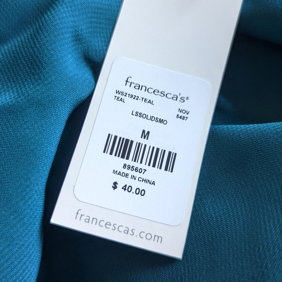 FRANCESCA'S COLLECTIONS Lauren Smocked Open Back Teal Blouse Size Medium - Picture 11 of 13